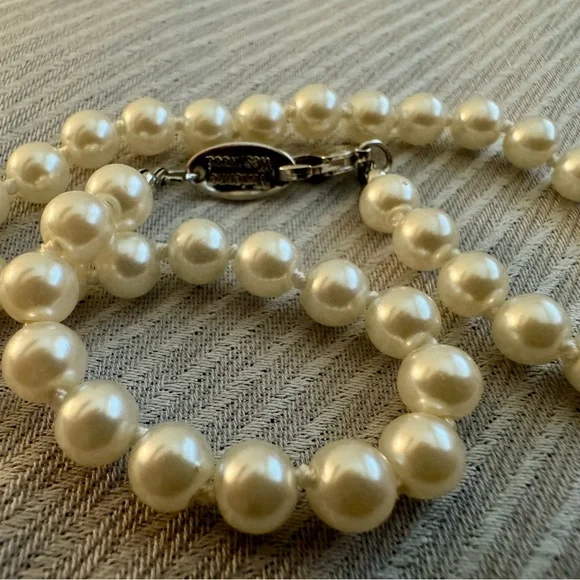 Vivienne Westwood Pearl Necklace with Silver Orb Pendant - Picture 3 of 4